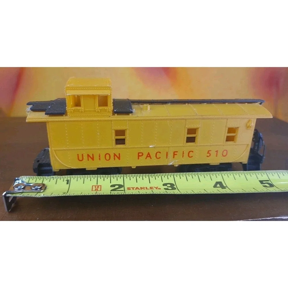 HO Union Pacific Caboose‎ UP # 510 Model Railroad Freight Train Railcar